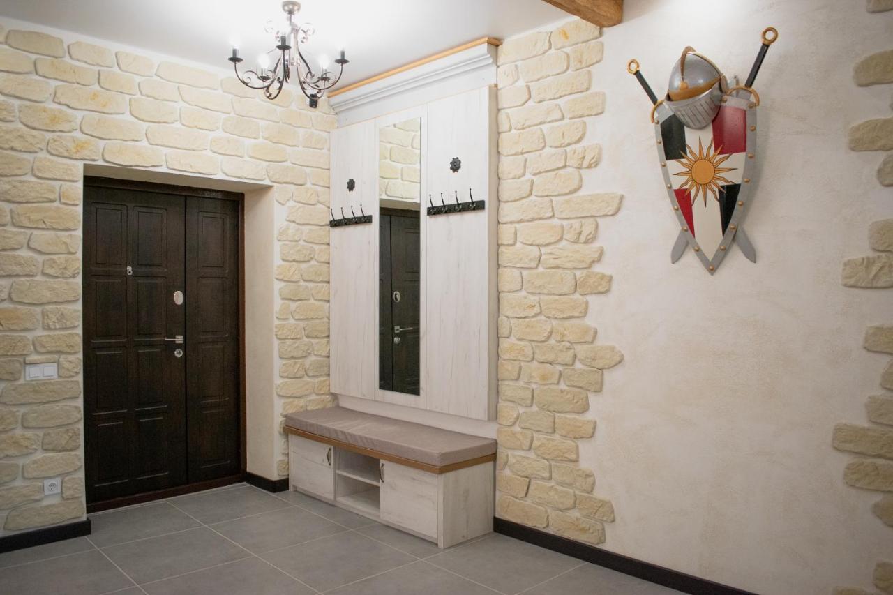 Гетьманські Палати , Старе Місто, 2 Спальні, Балкон-Тераса , 85 М Кв Kamyanets-Podilski Dış mekan fotoğraf
