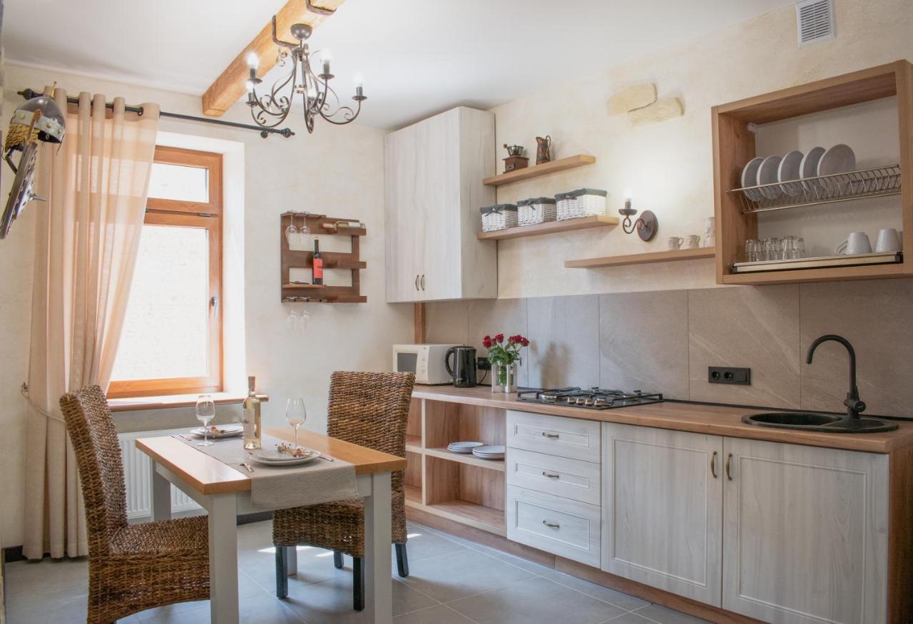 Гетьманські Палати , Старе Місто, 2 Спальні, Балкон-Тераса , 85 М Кв Kamyanets-Podilski Dış mekan fotoğraf