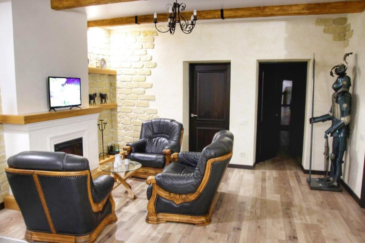 Гетьманські Палати , Старе Місто, 2 Спальні, Балкон-Тераса , 85 М Кв Kamyanets-Podilski Dış mekan fotoğraf
