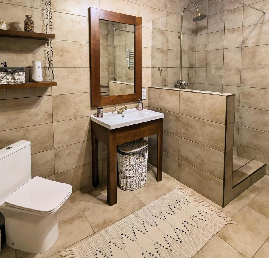 Гетьманські Палати , Старе Місто, 2 Спальні, Балкон-Тераса , 85 М Кв Kamyanets-Podilski Dış mekan fotoğraf