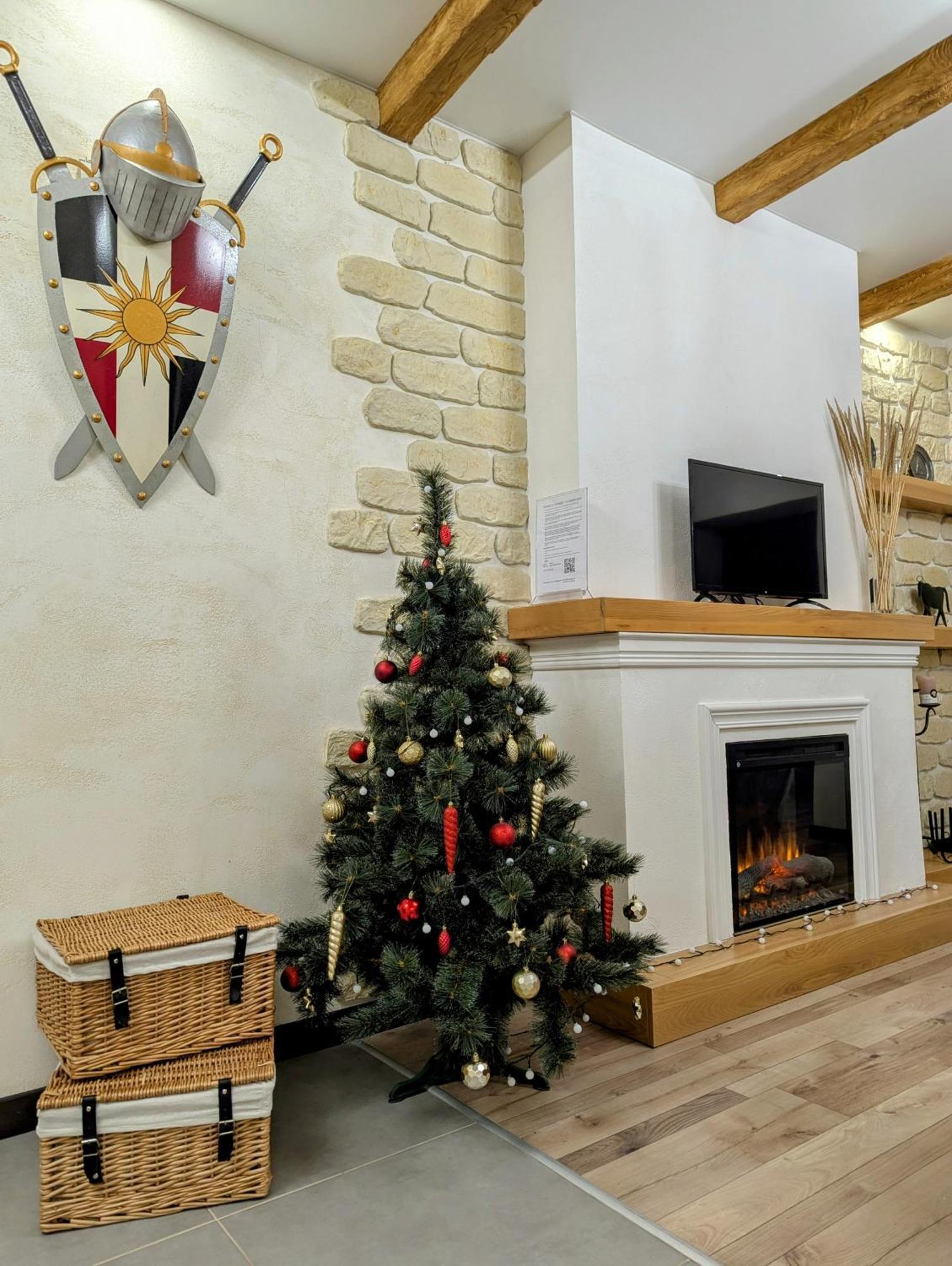 Гетьманські Палати , Старе Місто, 2 Спальні, Балкон-Тераса , 85 М Кв Kamyanets-Podilski Dış mekan fotoğraf